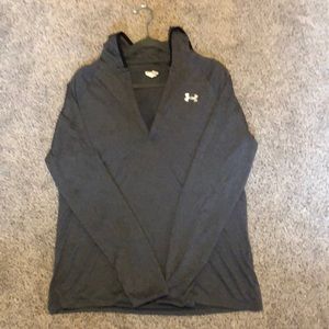 NWOT Hooded Under Armour shirt